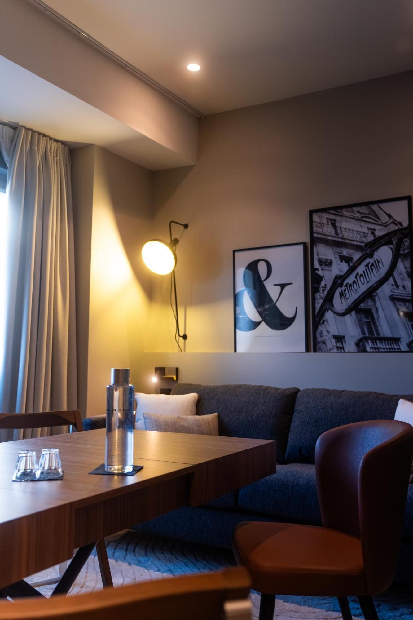 Mercure Paris Tour Eiffel Pont Mirabeau Exterior photo